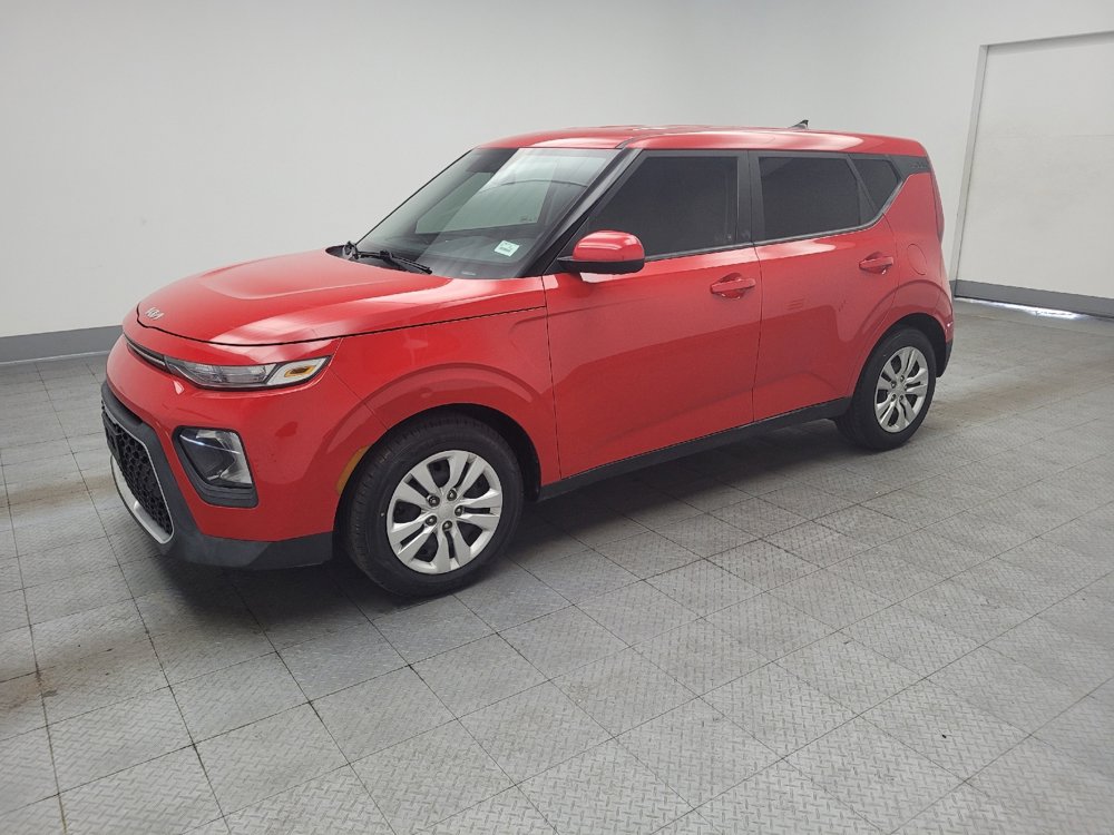 Used 2022 Kia Soul LX image 2