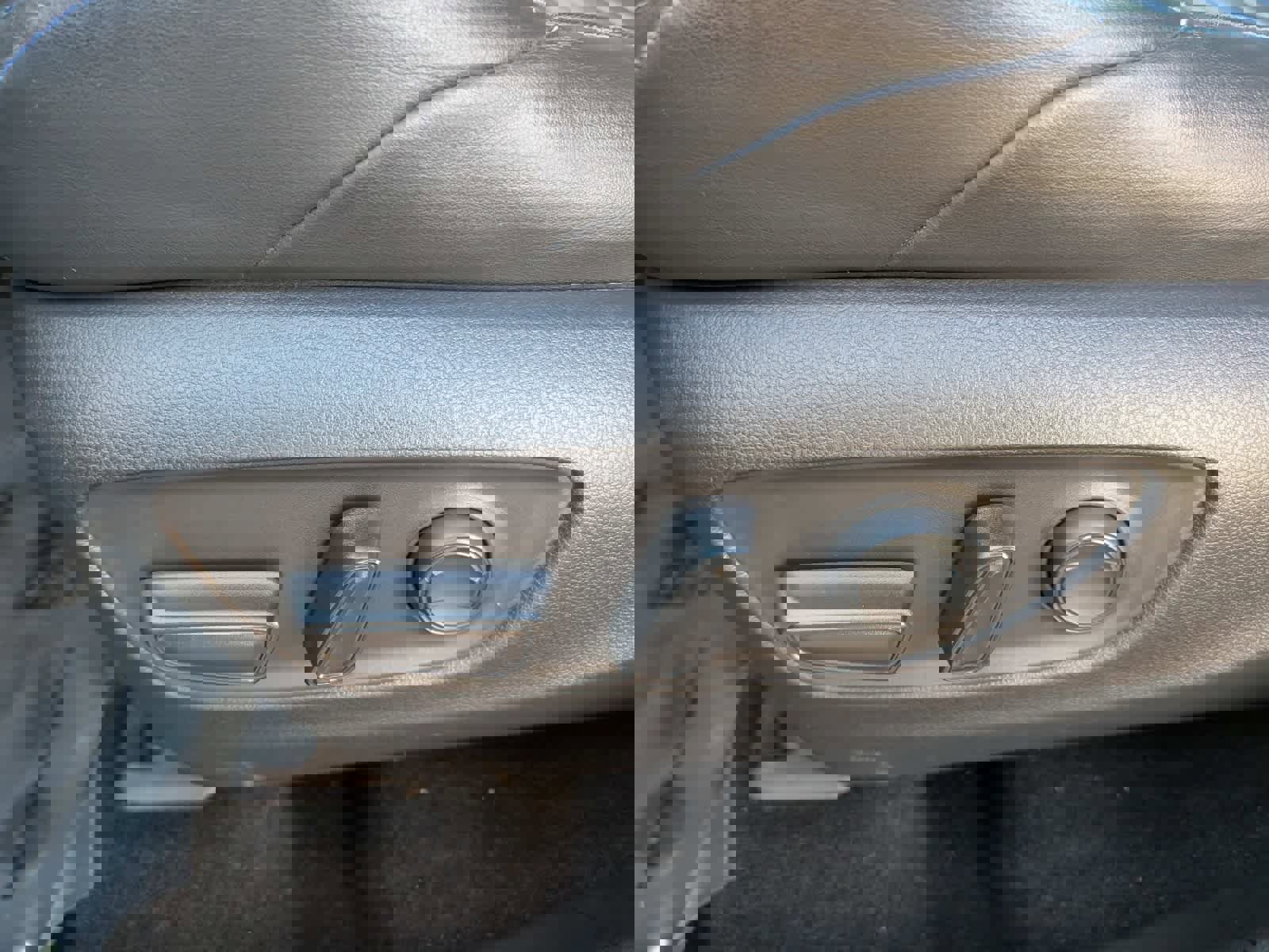 Used 2019 Toyota RAV4 XSE image 21