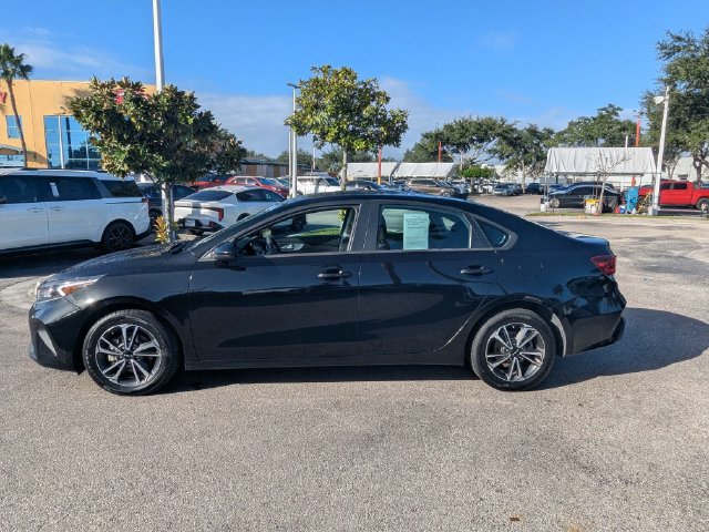 Certified 2024 Kia Forte LXS FWD image 3