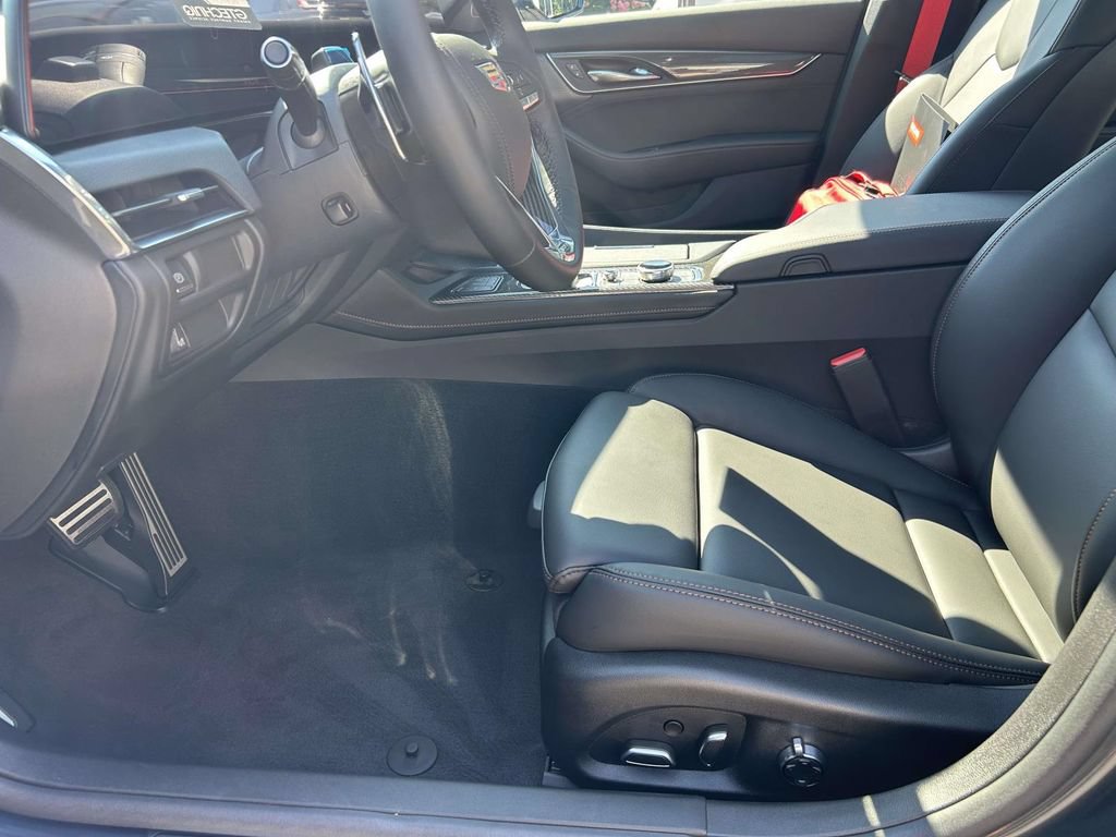 New 2026 Cadillac CT5 V RWD image 20