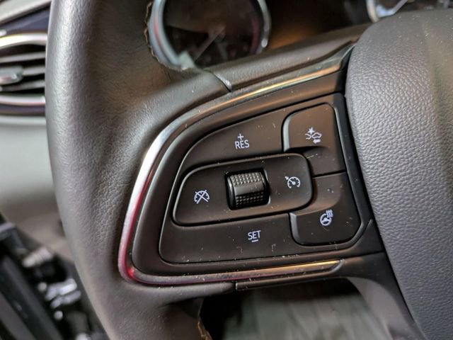 Used 2023 Buick Encore GX Essence image 14