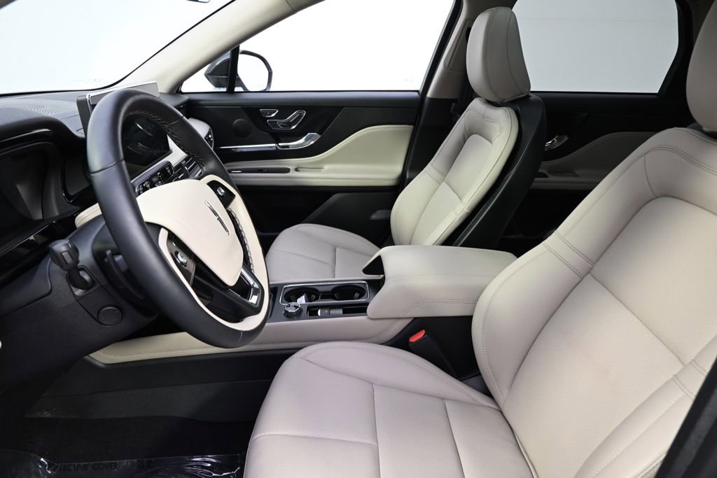 New 2026 Lincoln Corsair Premiere AWD/4WD image 13