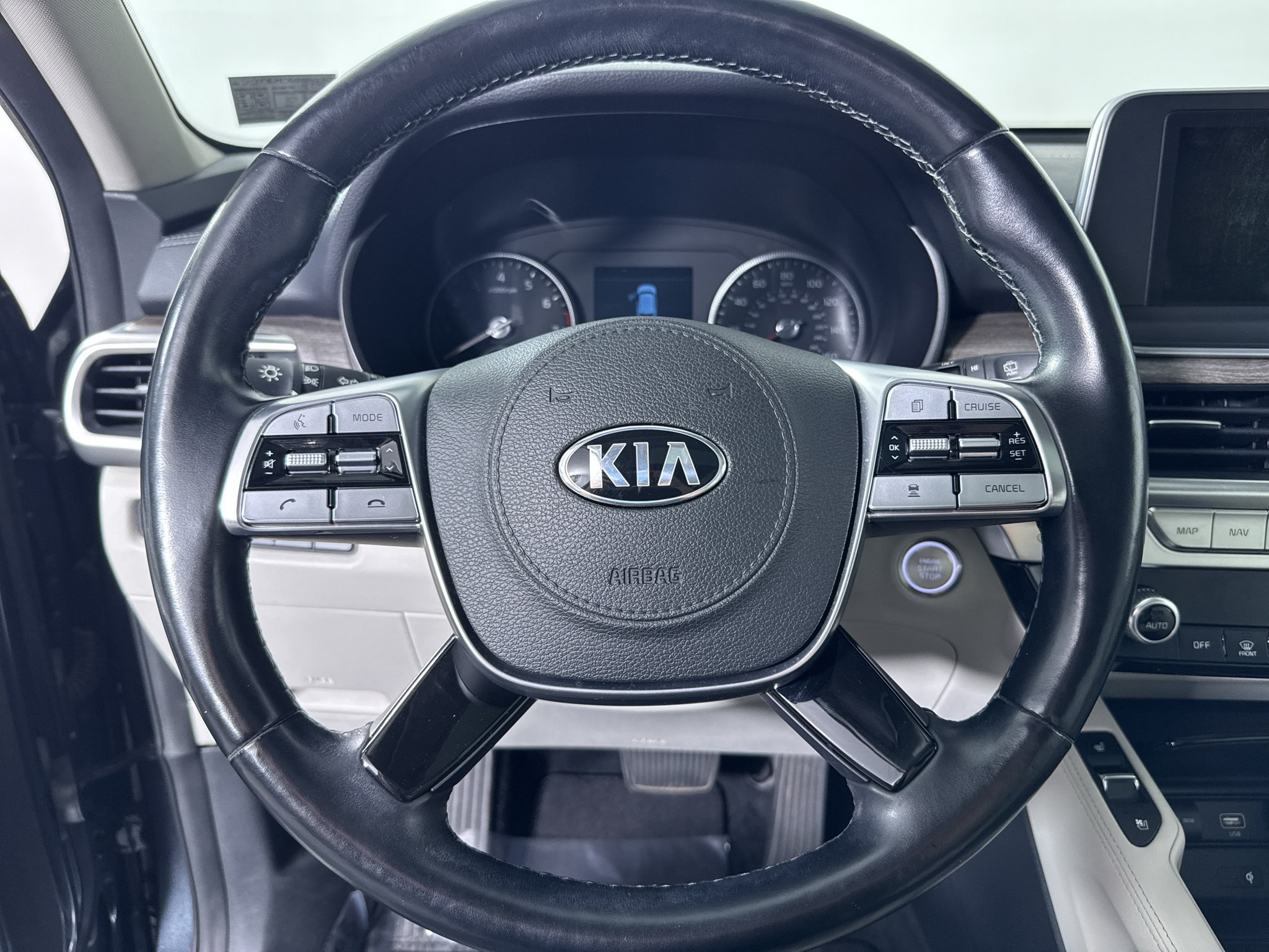 Used 2020 Kia Telluride EX w/ Towing Package AWD/4WD image 19
