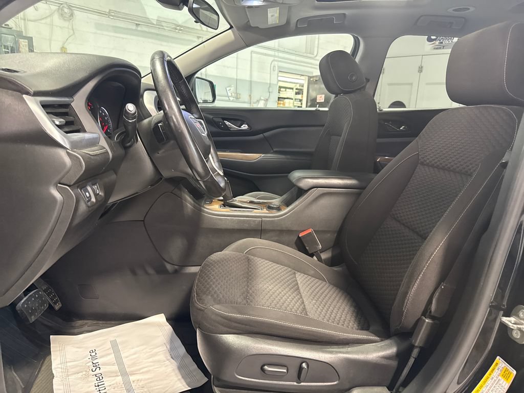 Used 2017 GMC Acadia SLE w/ Driver Alert Package I AWD/4WD image 27
