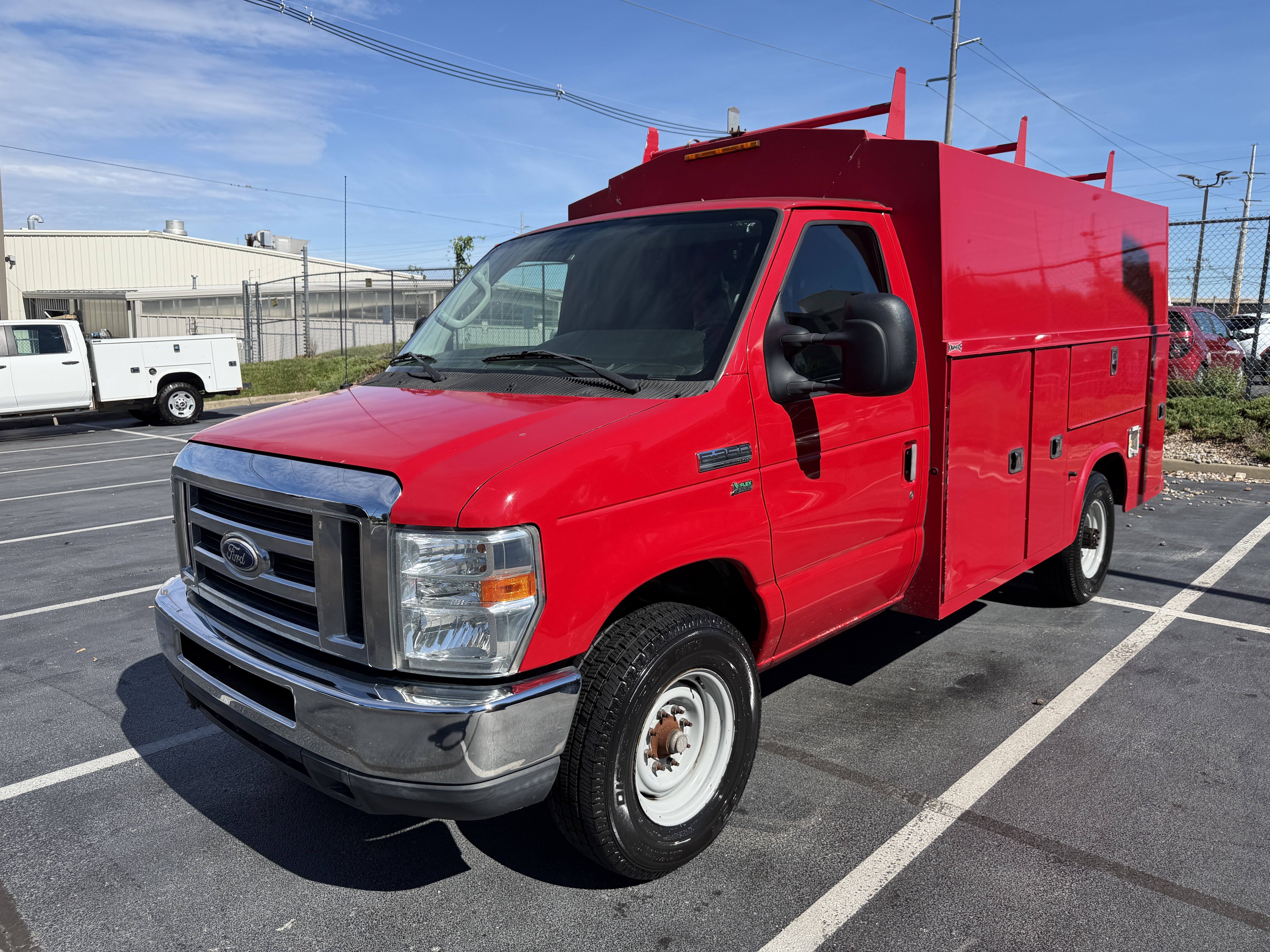 Used 2014 Ford E-350 and Econoline 350 Super Duty w/ Power Windows & Locks Group RWD image 4