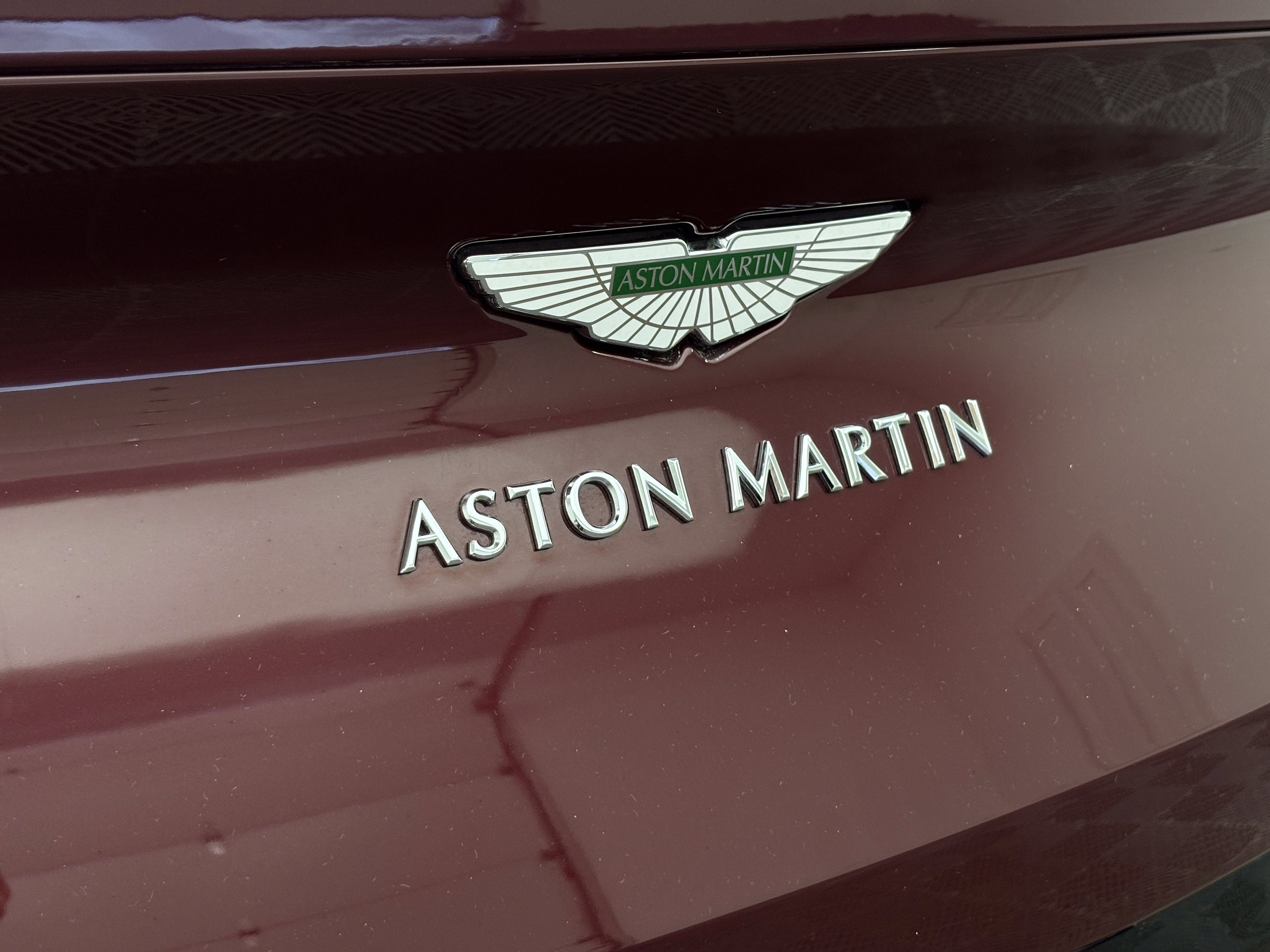 Used 2019 Aston Martin DB11 Volante RWD image 53