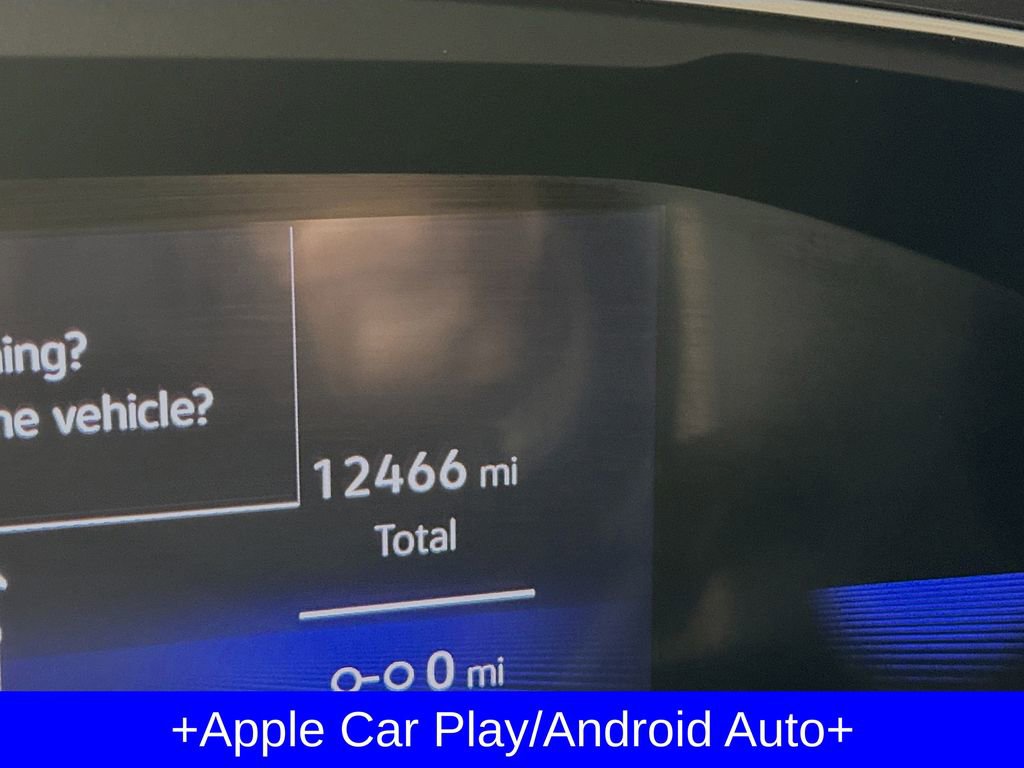 Used 2024 Volkswagen Tiguan SE w/ Panoramic Sunroof Package image 19