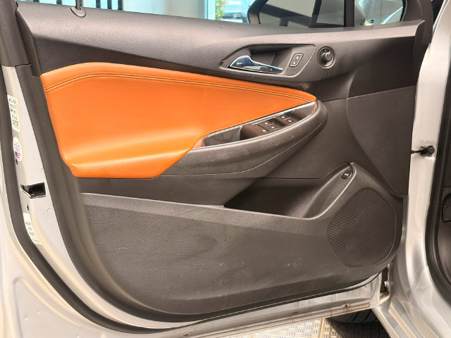 Used 2017 Chevrolet Cruze Premier FWD image 10