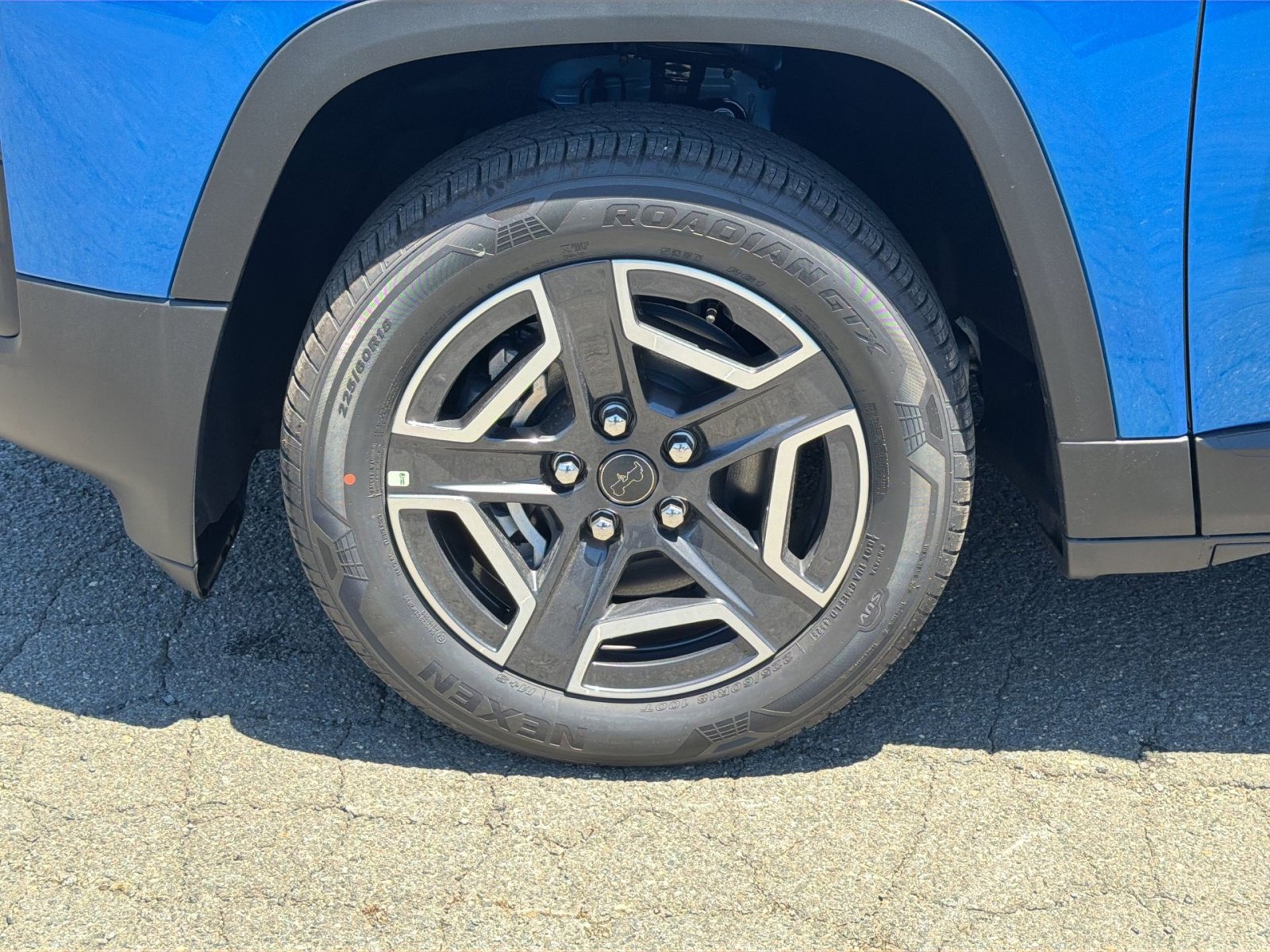 New 2026 Jeep Cherokee Laredo AWD/4WD image 12