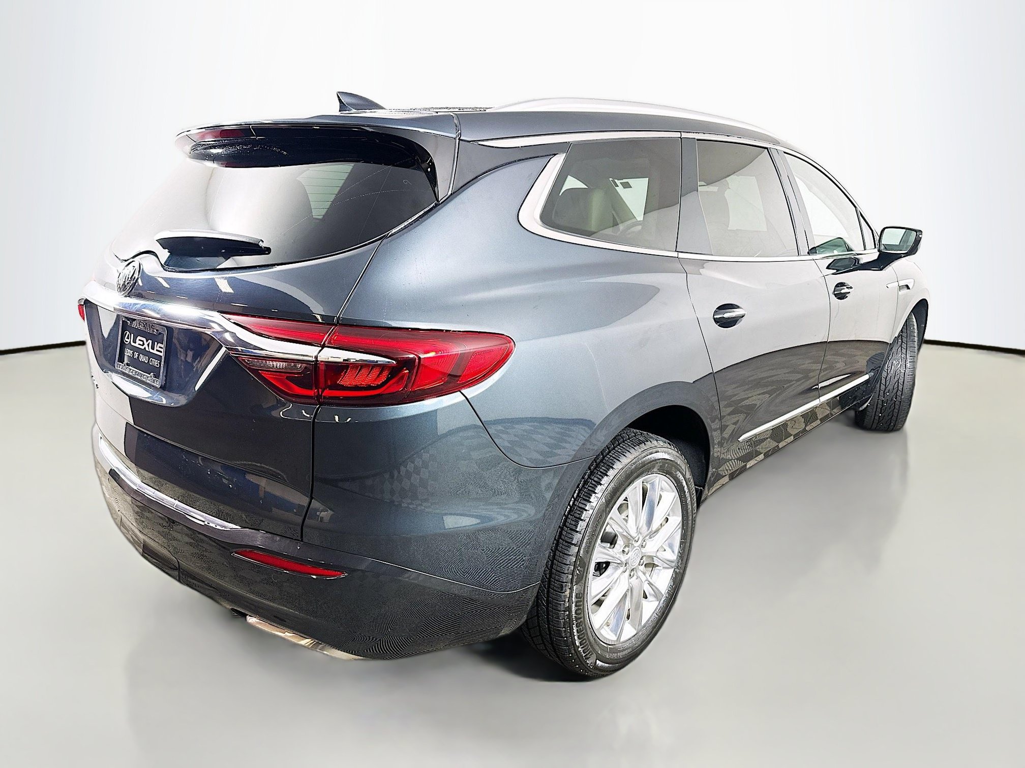 Used 2021 Buick Enclave Premium w/ Sun and Sites Package FWD image 7