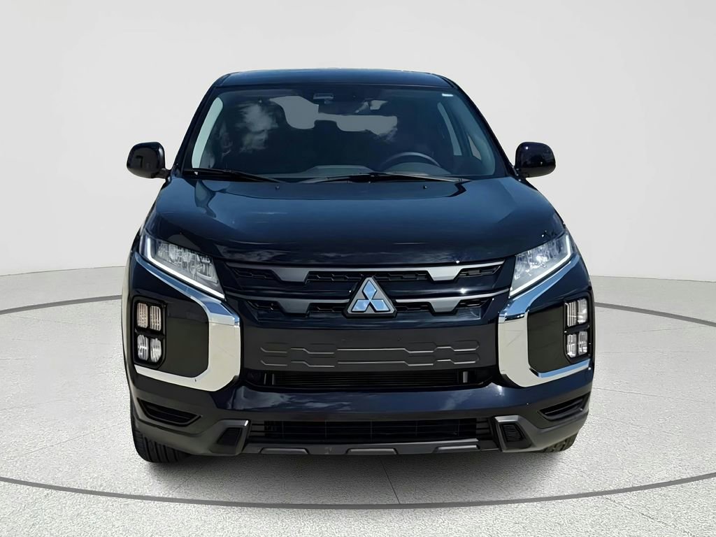 Used 2025 Mitsubishi Outlander Sport LE image 2