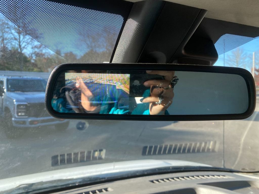 Used 2021 Chevrolet Express 3500 image 18