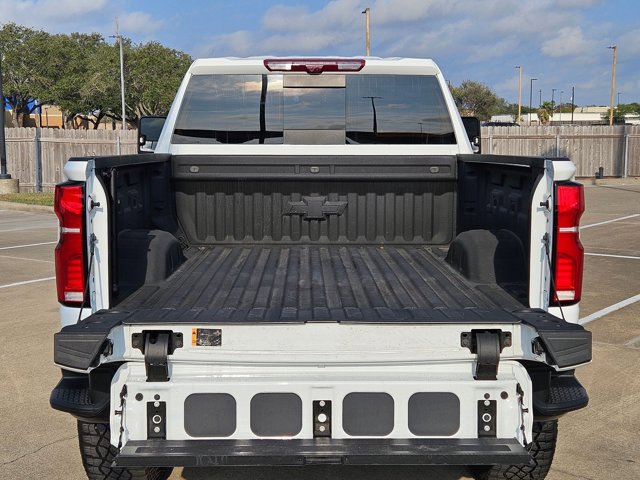 Certified 2025 Chevrolet Silverado 2500 ZR2 w/ Technology Package image 19
