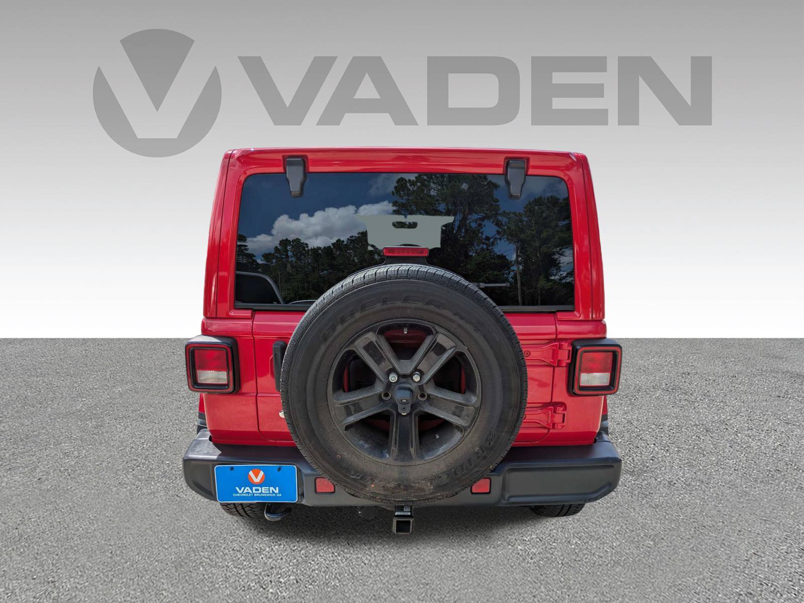 Used 2019 Jeep Wrangler Unlimited Sahara AWD/4WD image 24
