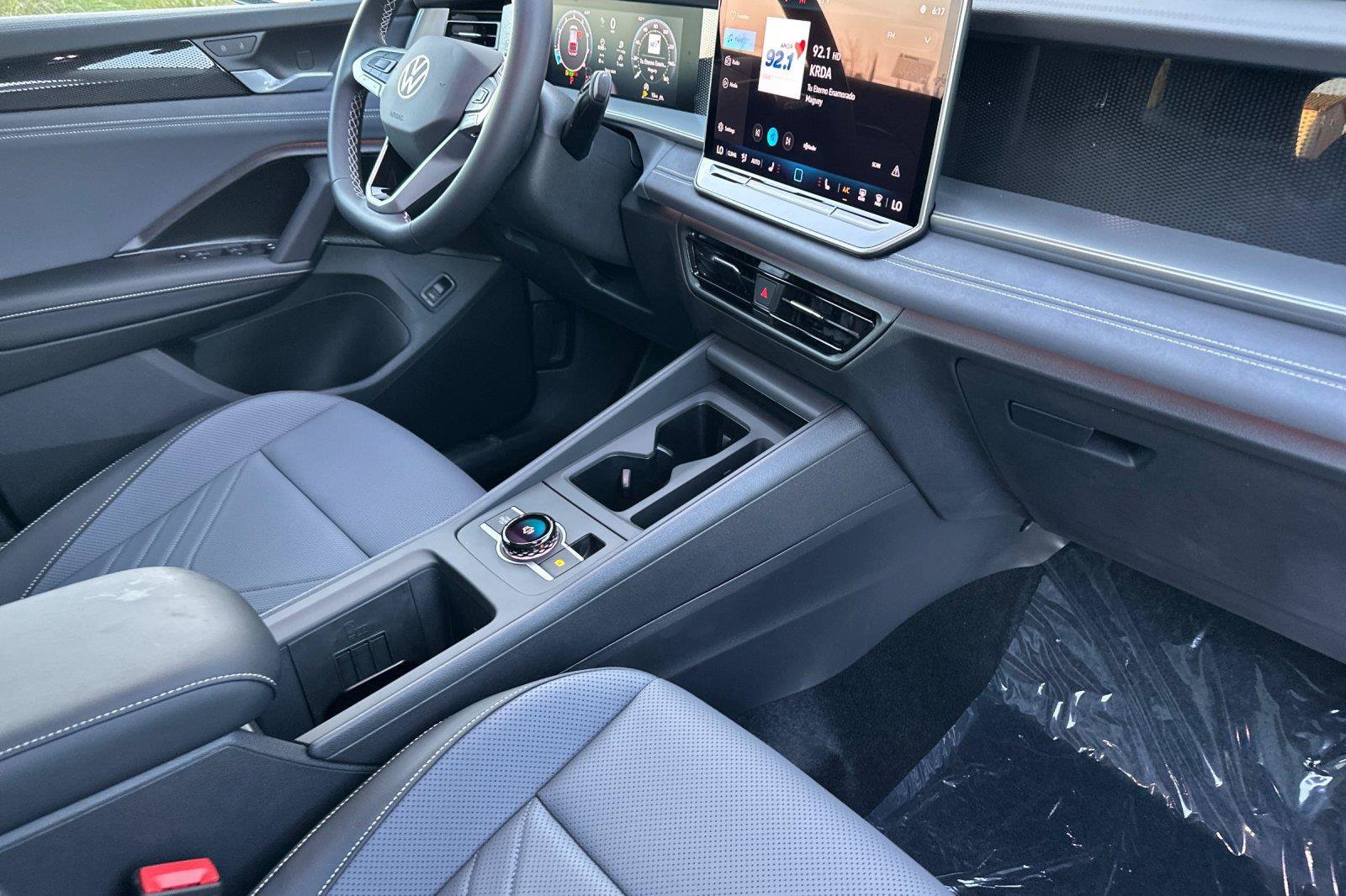 New 2026 Volkswagen Tiguan SE AWD/4WD image 15