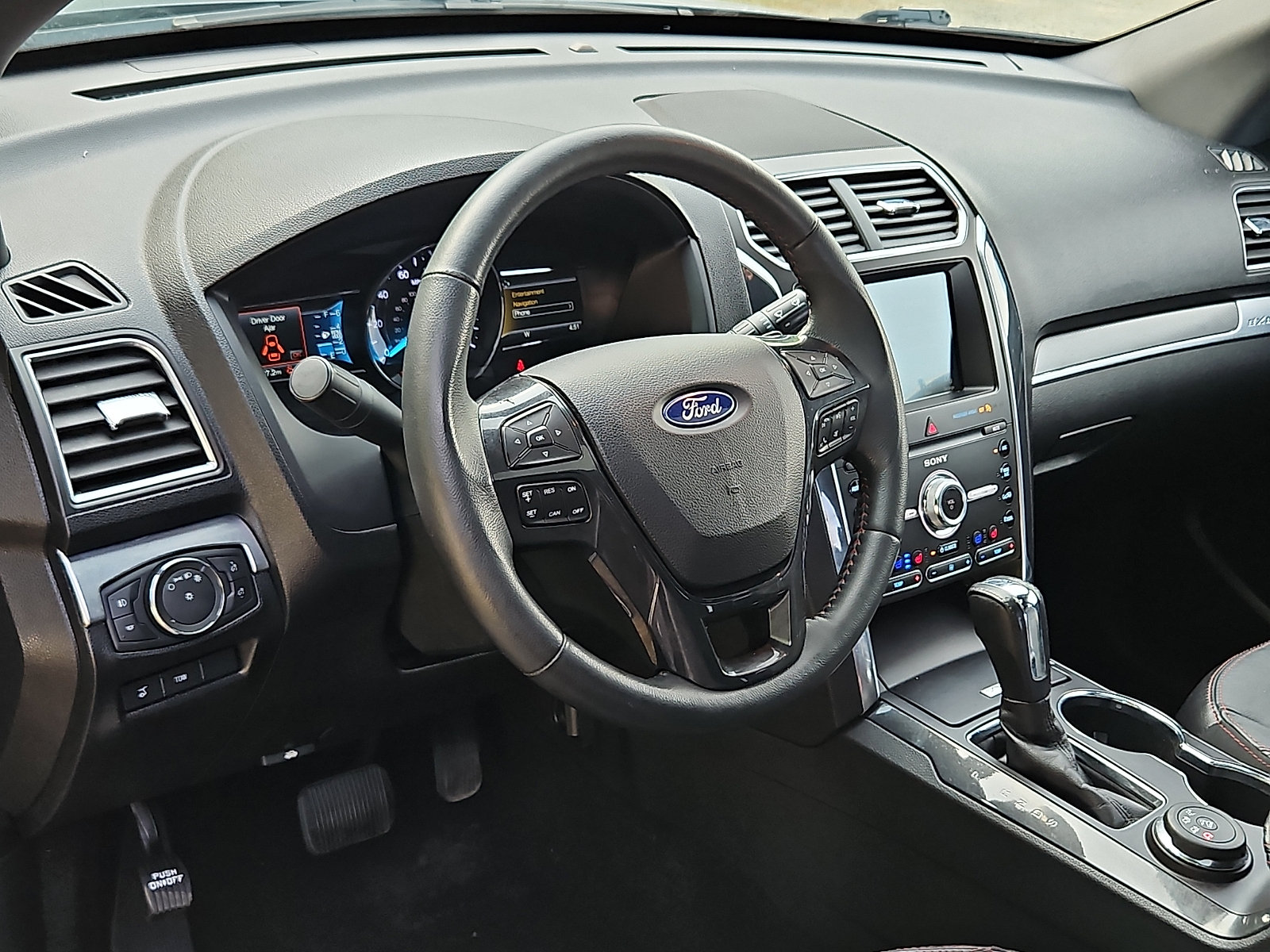 Used 2019 Ford Explorer Sport w/ Equipment Group 401A AWD/4WD image 27
