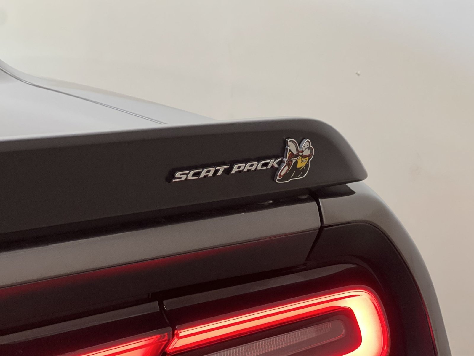 Used 2021 Dodge Challenger R/T Scat Pack w/ Driver Convenience Group RWD image 29