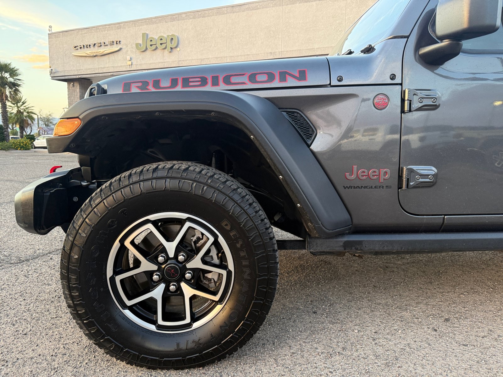 Used 2024 Jeep Wrangler Unlimited Rubicon AWD/4WD image 10