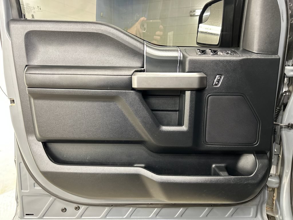 Used 2020 Ford F150 XLT w/ Equipment Group 302A Luxury AWD/4WD image 16