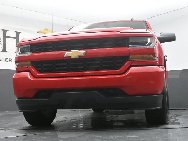 Used 2019 Chevrolet Silverado 1500 Custom w/ Custom Convenience Package AWD/4WD image 60