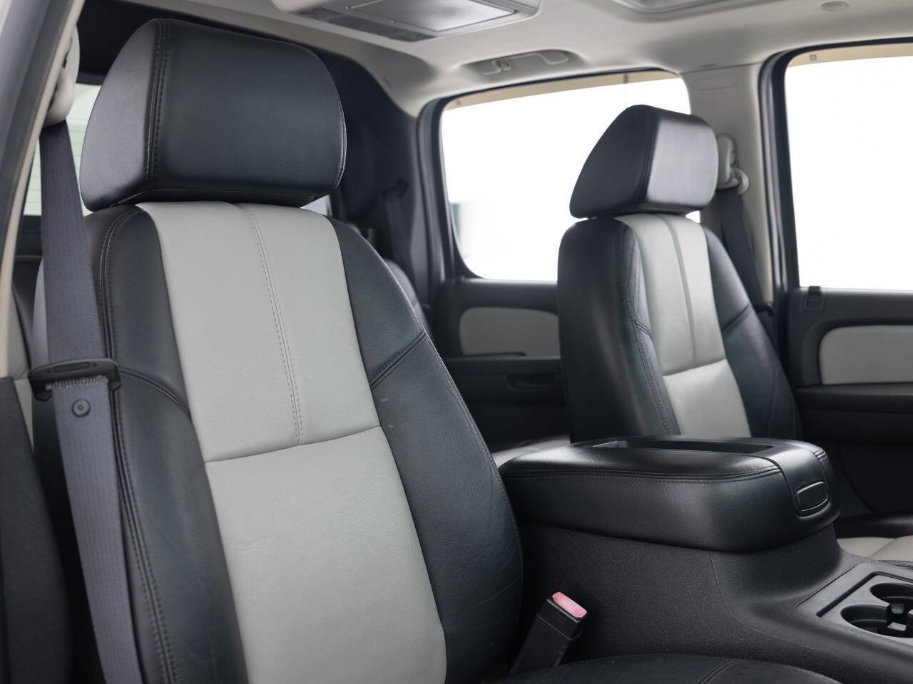 Used 2007 Chevrolet Avalanche LT w/ LT Preferred Equipment Group image 32