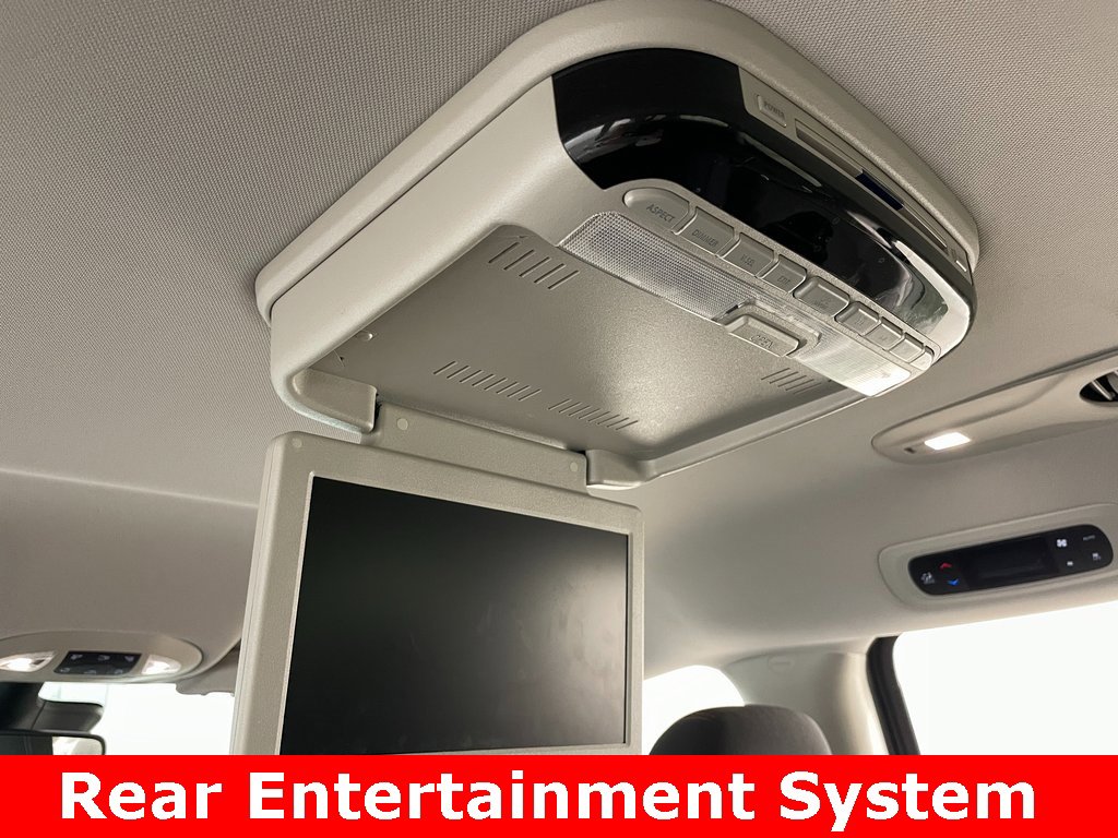 Used 2019 Chrysler Pacifica Touring Plus w/ Advanced Safetytec Group image 4