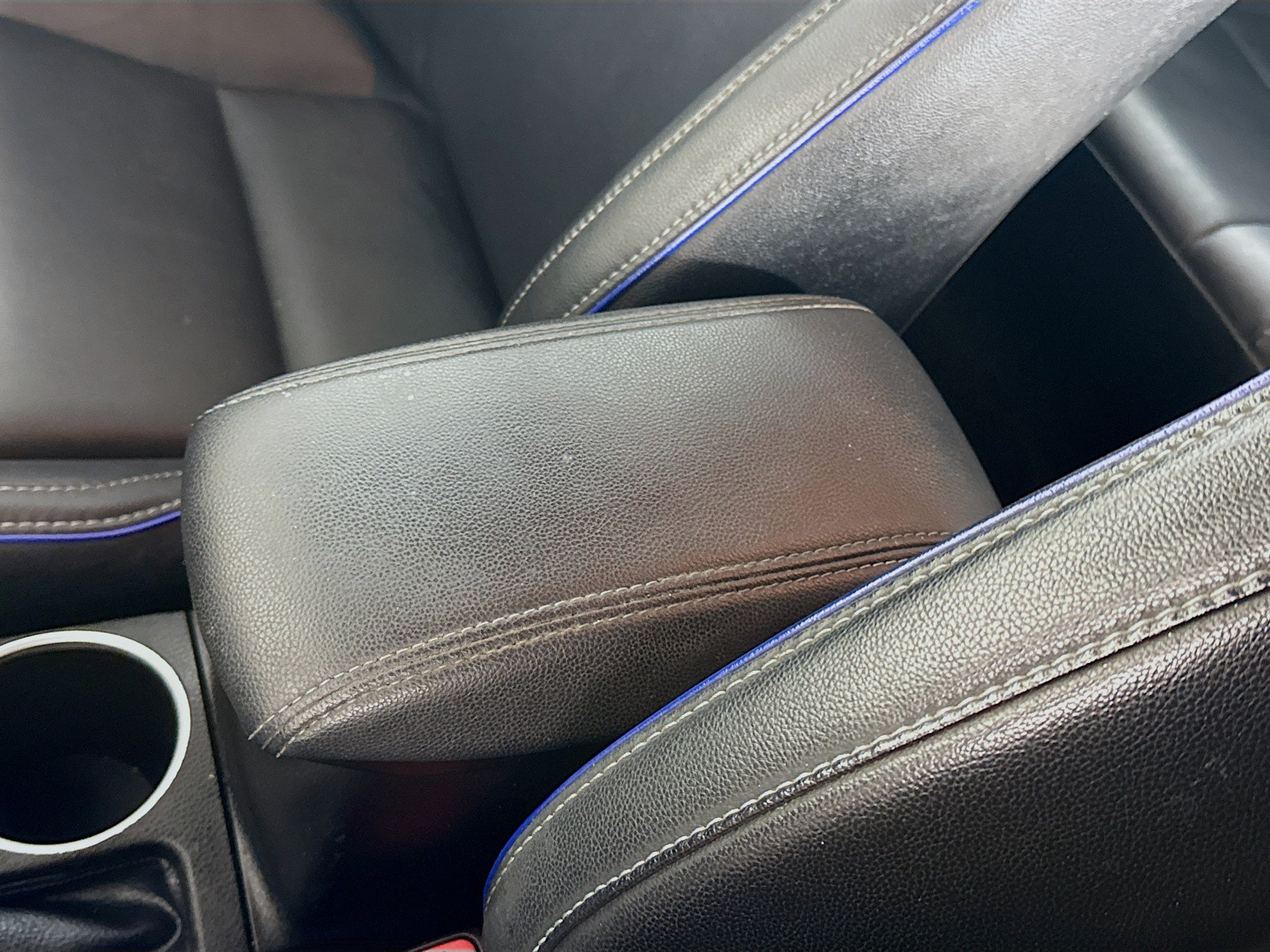 Used 2017 Toyota Corolla XSE image 18