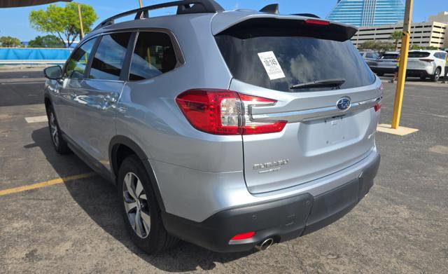 Used 2025 Subaru Ascent Premium image 7