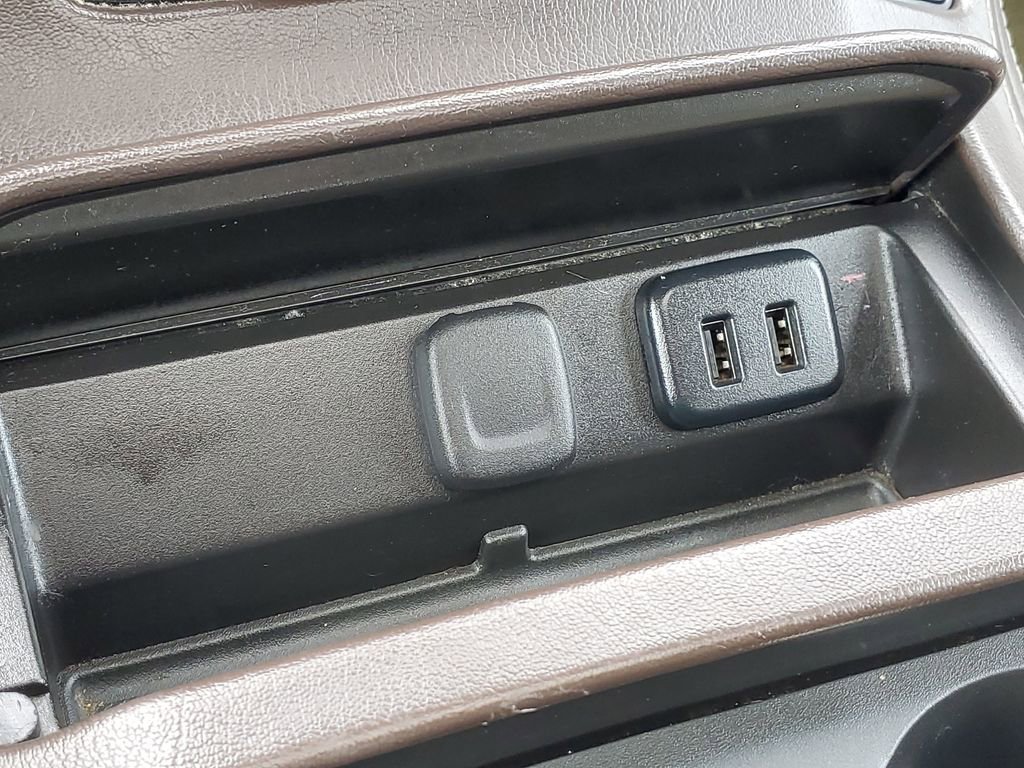 Used 2016 Chevrolet Suburban LTZ image 32