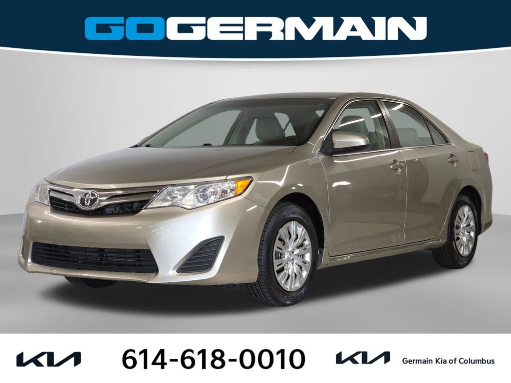Used 2014 Toyota Camry LE FWD image 1