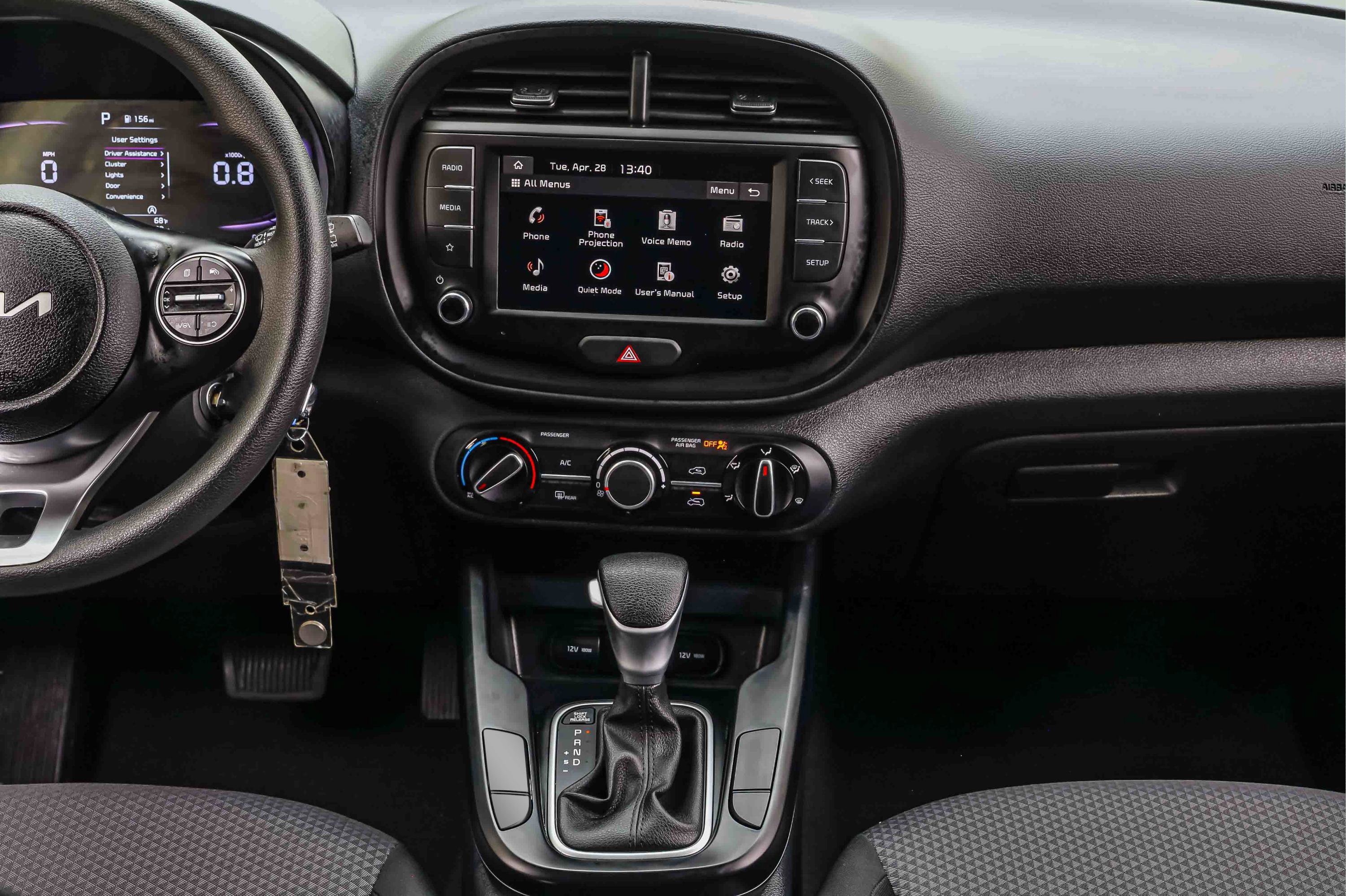 Certified 2025 Kia Soul LX w/ LX Technology Package FWD image 10