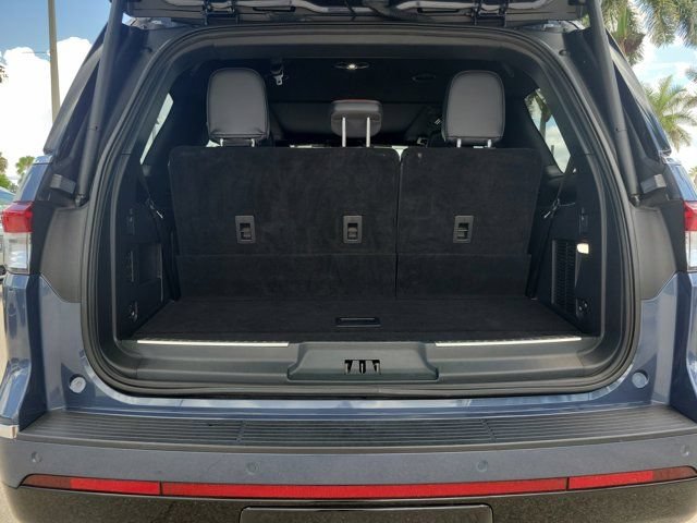 Certified 2023 Lincoln Navigator Reserve AWD/4WD image 8