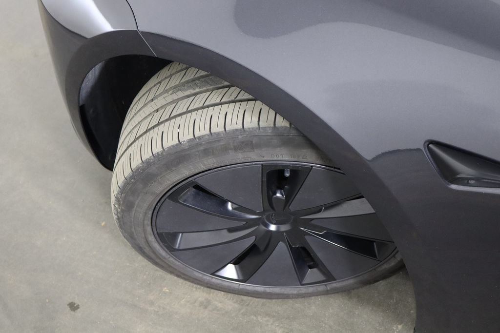 Used 2024 Tesla Model 3 Long Range AWD/4WD image 46