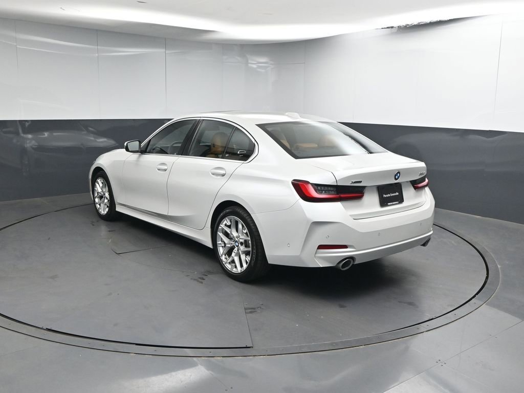 Used 2025 BMW 330i xDrive Sedan w/ Convenience Package AWD/4WD image 3