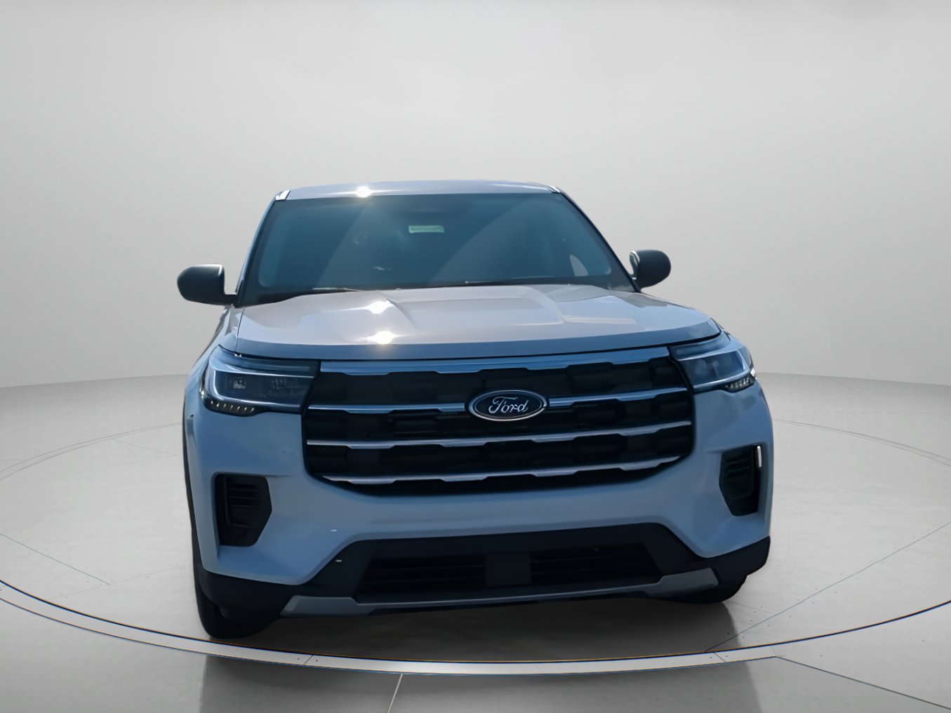 New 2026 Ford Explorer Active RWD image 8