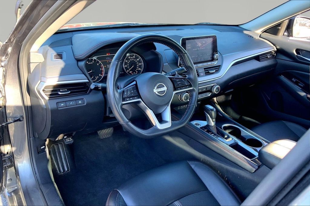 Used 2024 Nissan Altima 2.5 SR image 12