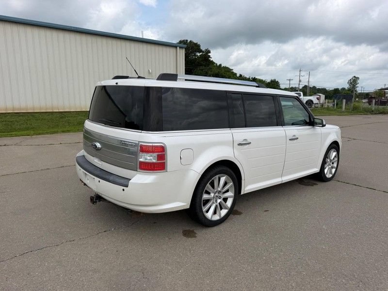 Used 2012 Ford Flex Limited w/ Equipment Group Order Code FWD image 3