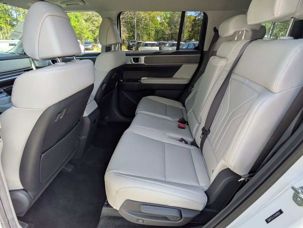 Certified 2025 Hyundai Santa Fe SEL AWD/4WD image 13