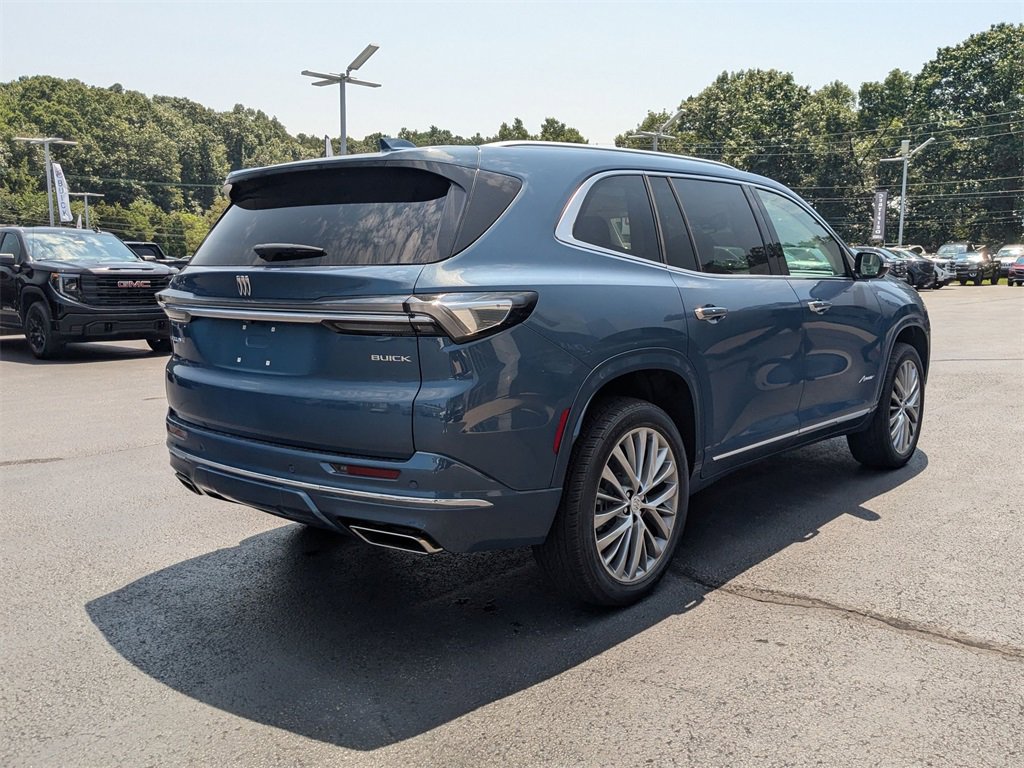New 2025 Buick Enclave Avenir w/ LPO, Floor Liner Package image 4