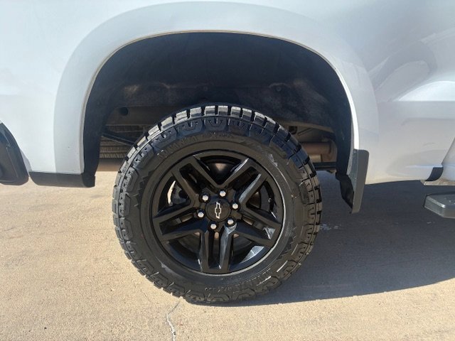 Used 2024 Chevrolet Silverado 1500 LT Trail Boss w/ Protection Package image 9