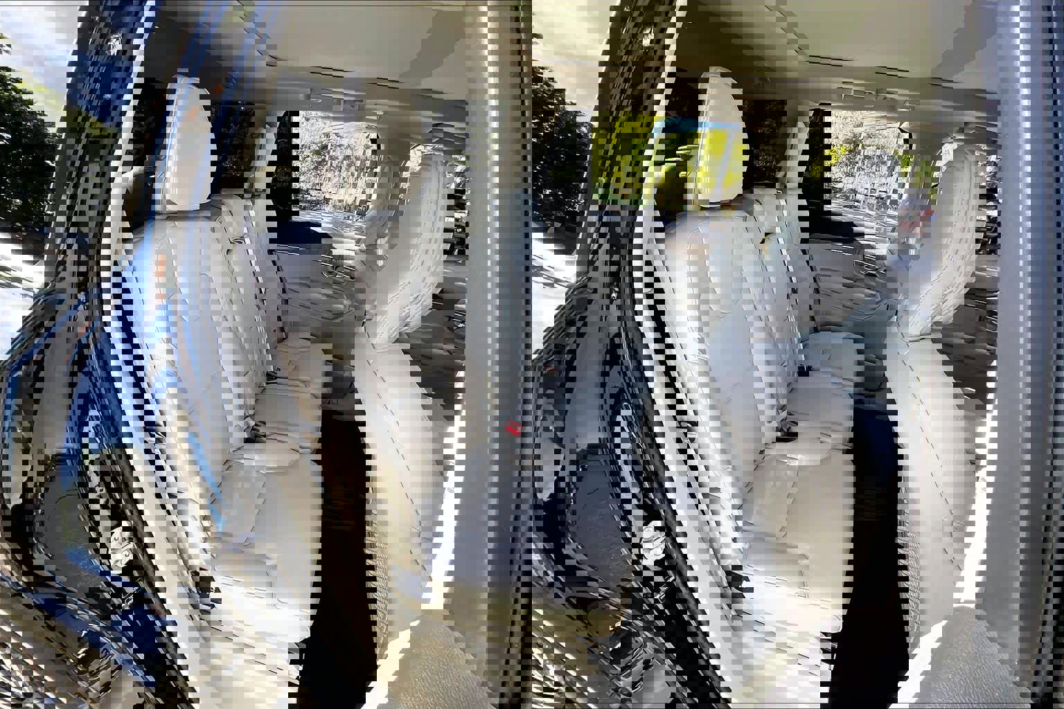 Used 2025 Volvo XC90 T8 Core w/ Climate Package image 19