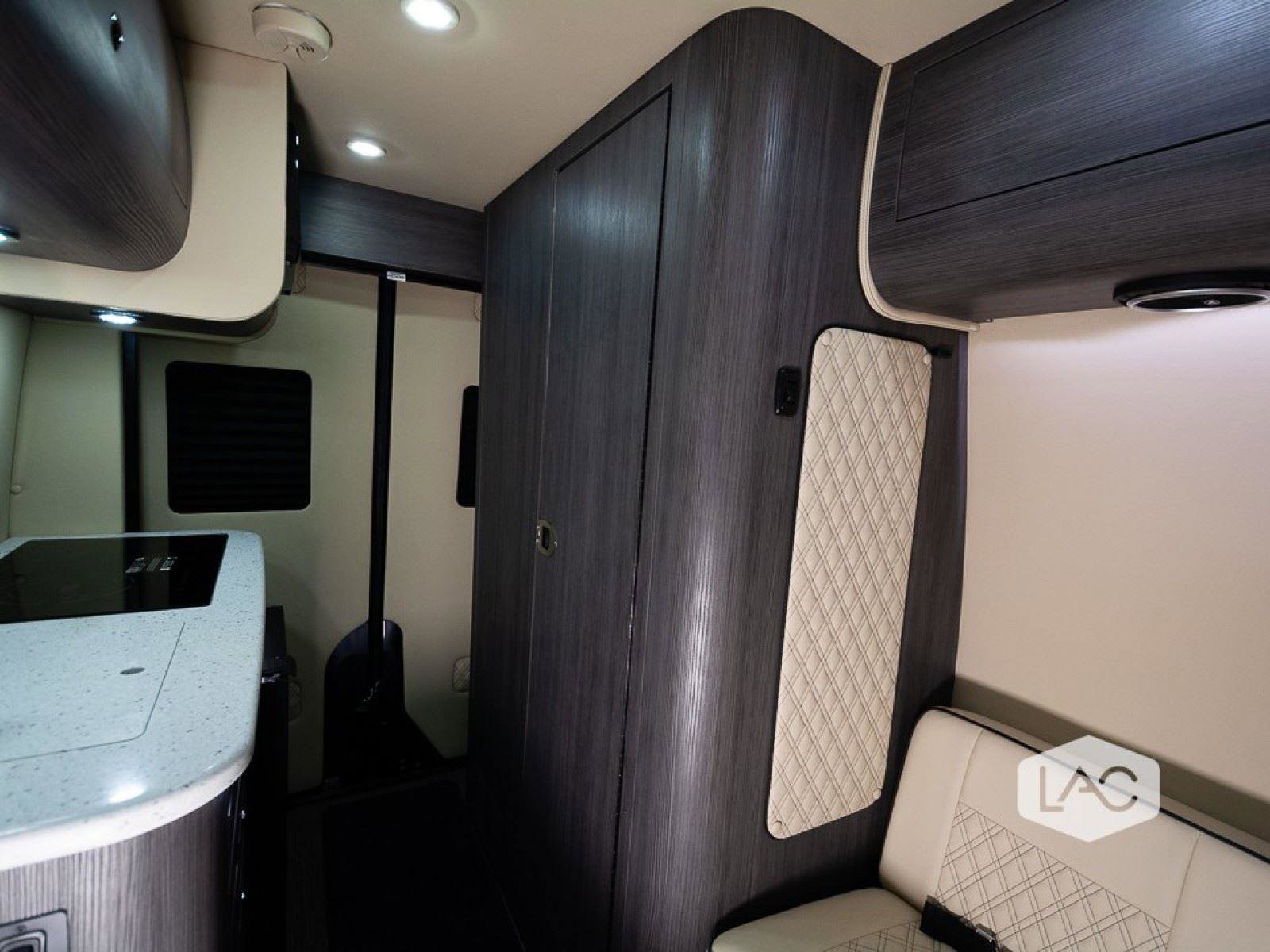 Used 2024 Mercedes-Benz Sprinter 3500 image 16