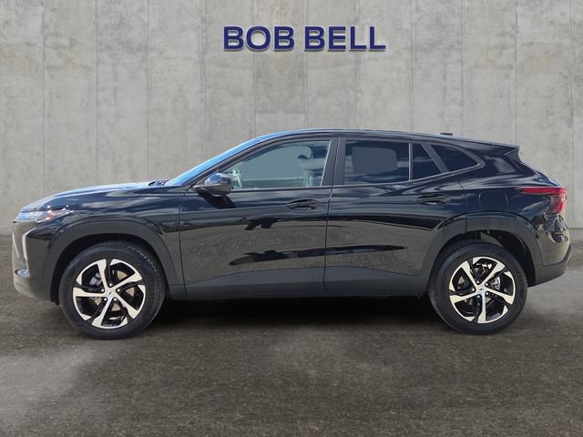 Used 2025 Chevrolet Trax RS w/ Driver Confidence Package image 2