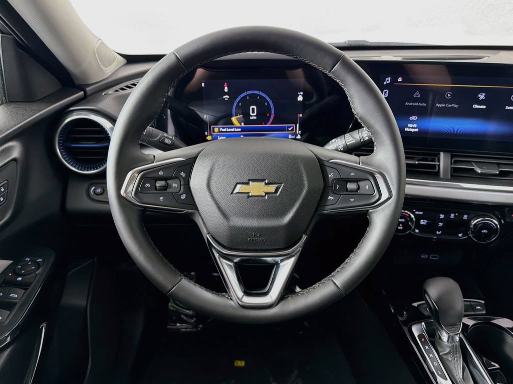 New 2026 Chevrolet Trax LT w/ Driver Confidence Package FWD image 11