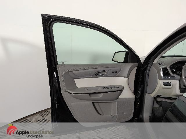 Used 2017 GMC Acadia Limited SLT image 16