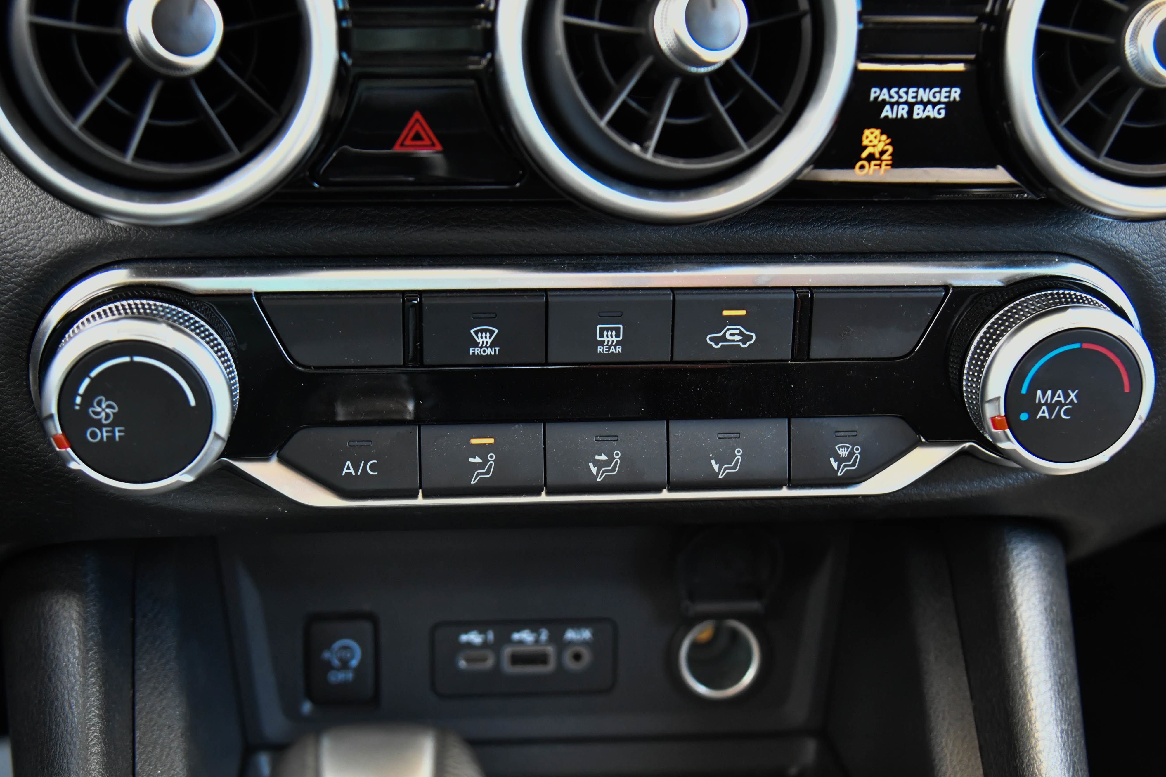 Used 2025 Nissan Sentra SV image 19