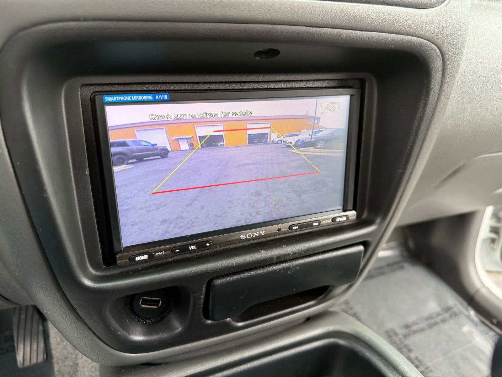 Used 2003 Chevrolet Tracker 4WD Convertible image 22