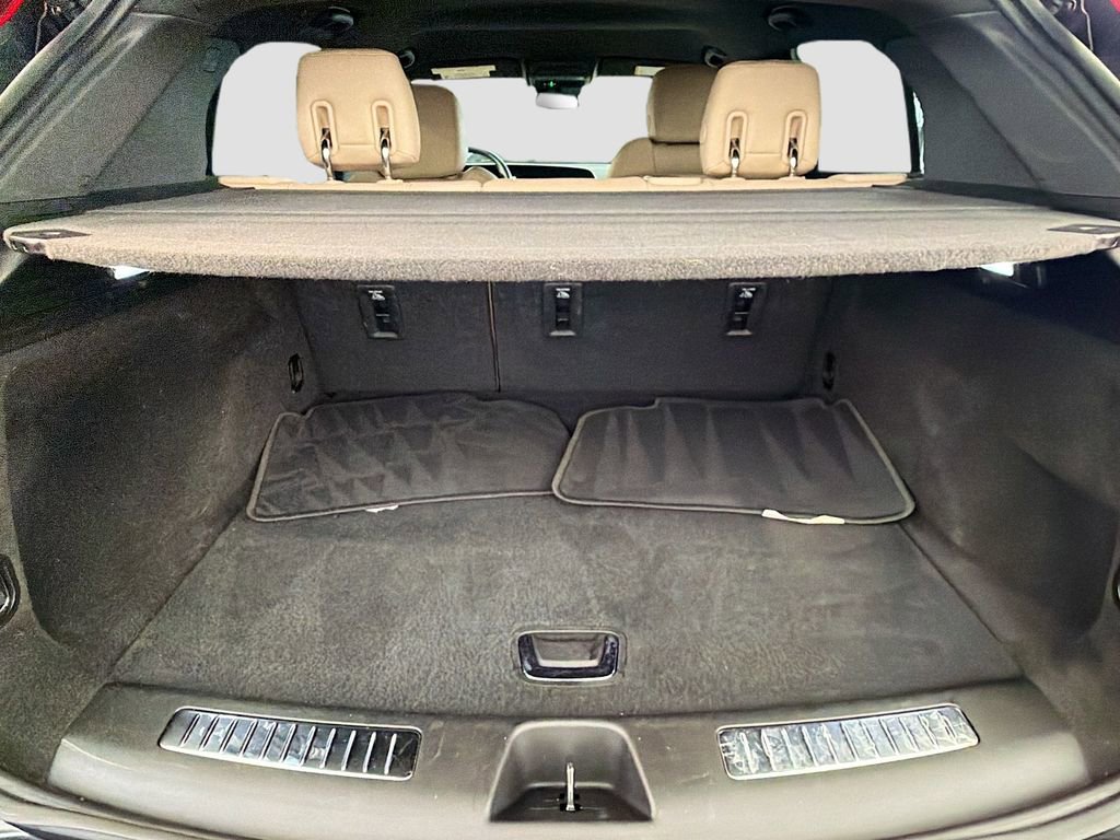 Used 2025 Cadillac XT4 Premium Luxury image 26