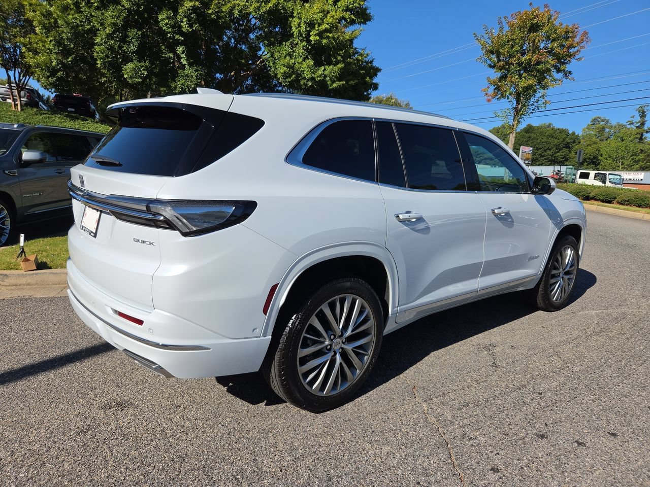 New 2026 Buick Envista Avenir FWD image 8