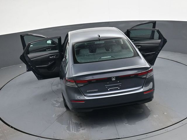 Used 2023 Honda Accord EX image 36